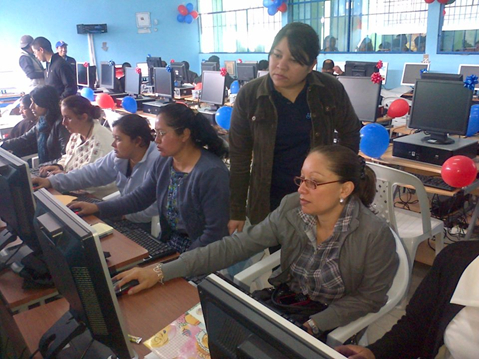 Capacitación a docentes por parte de capacitadora de FUNSEPA, Chimaltenango Enero 2013
